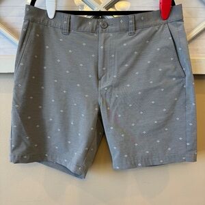 Travis Mathew Shorts Performance Air and Space Gray Golf Stretch Men's Size 36